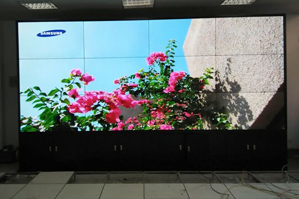 55寸液晶拼接屏價格是多少錢？
