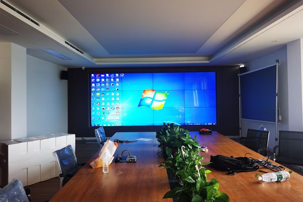 液晶電視機與液晶拼接屏有什么區(qū)別？