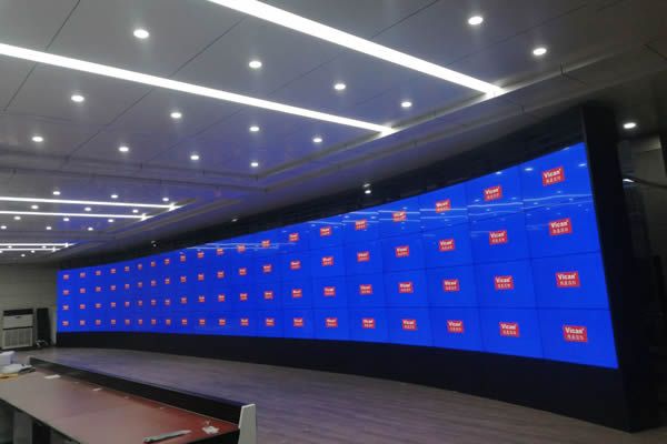 LCD拼接屏與LED顯示屏的區(qū)別有哪些，該如何選擇？