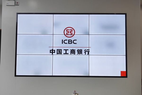 找一個(gè)好的拼接屏廠家，應(yīng)該參考哪些方面