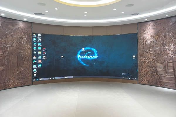 會議顯示大屏使用LED屏幕好，還是拼接屏好？