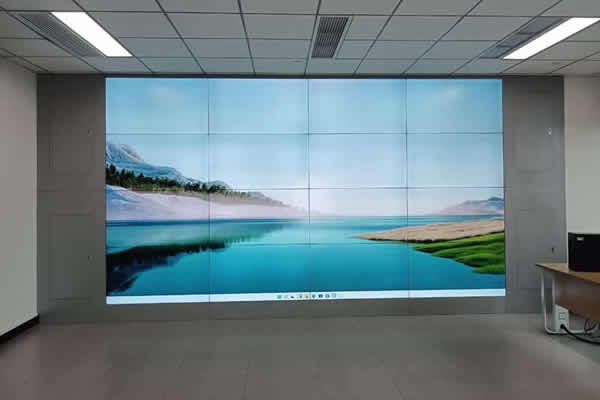 一塊55寸液晶拼接屏大概多少錢？